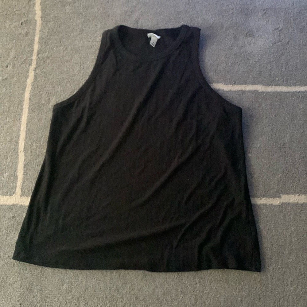 Ribbed ling black tank top (2x)